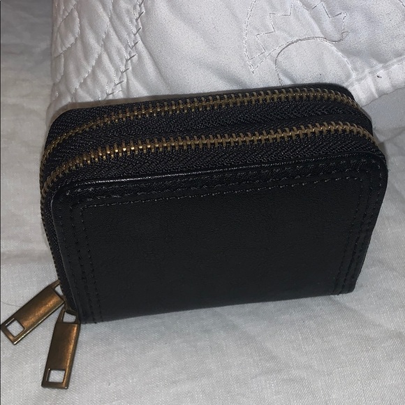 Target Handbags - Small Black wallet